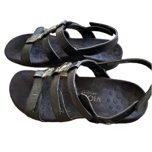 Vionic Orthoheel Technology Sandals